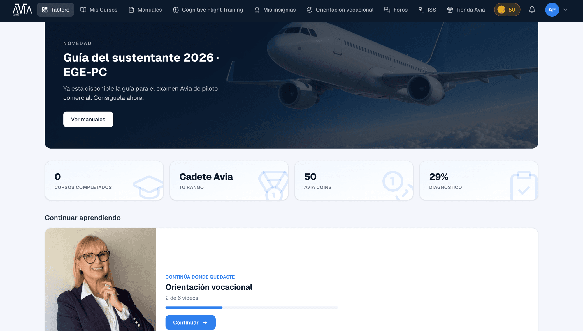 Portal del alumno en AviaLearn: tablero con cursos, progreso, rango e Avia Coins